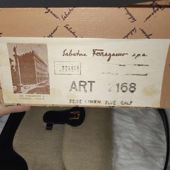 Ferragamo vintage canvas/leather shoulder bag EUC - Picture 8 of 11